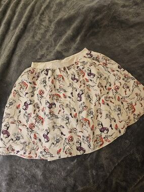Her Universe Brand Cream Marvel Character Print Skirt Size 3x